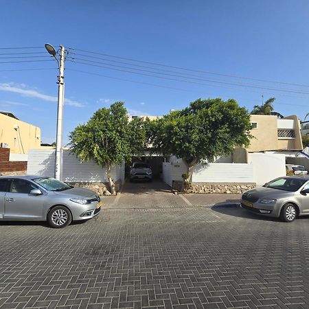 Neviot Lägenhet Eilat Exteriör bild